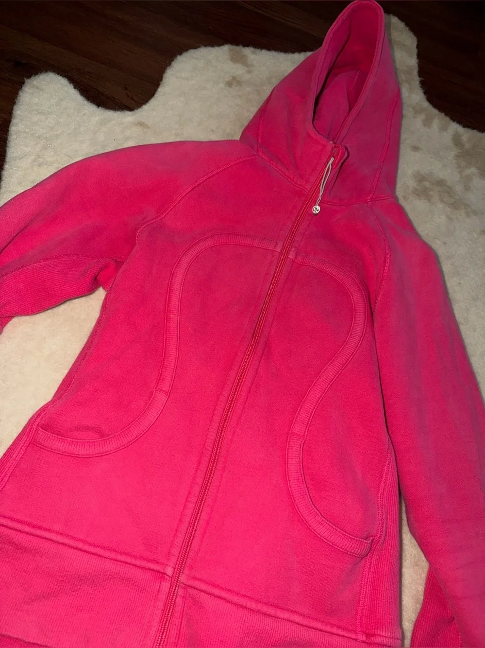 Rare Lululemon Scuba Hoodie Bon Bon logo $138 casual activewear workout zip fall